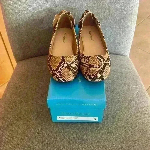 Pierre Dumas Ballet Flats - Picture 6 of 9